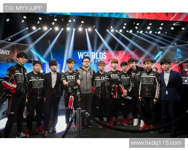 南京足球队选拔赛点评：节奏掌控与团队协作的精彩表现分析